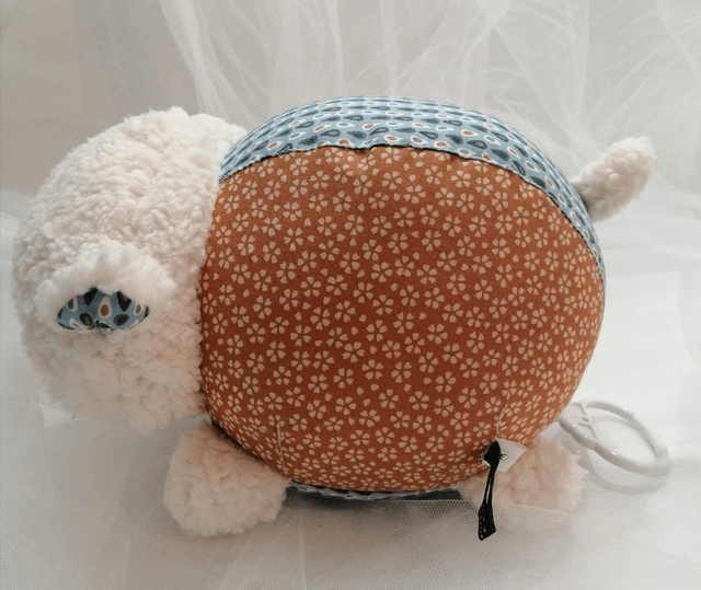Léon, le mouton musical